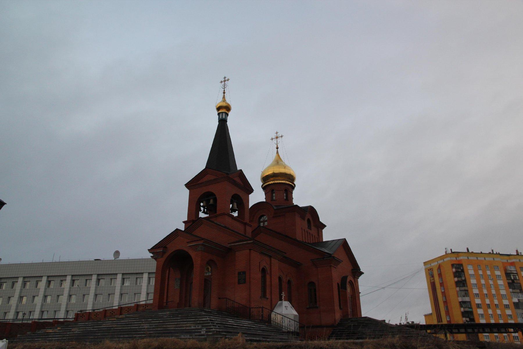 А все ли места с большим скоплением людей закрыли ... Отец и муж Дзен